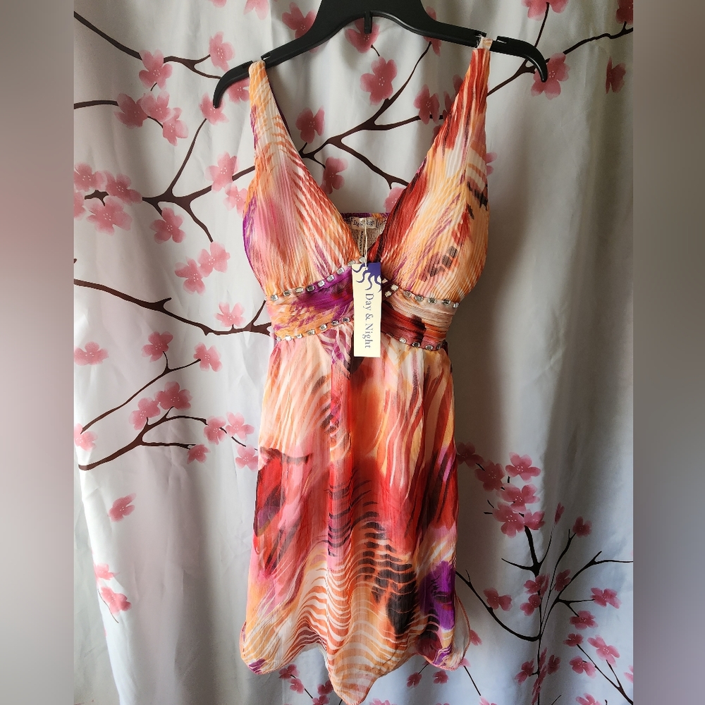 NWT Day & Night Multicolor Tropical Vneck Rhinestone Dress Size Small